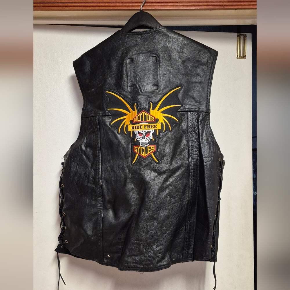 Men's XXL Black Leather Motorcycle Vest